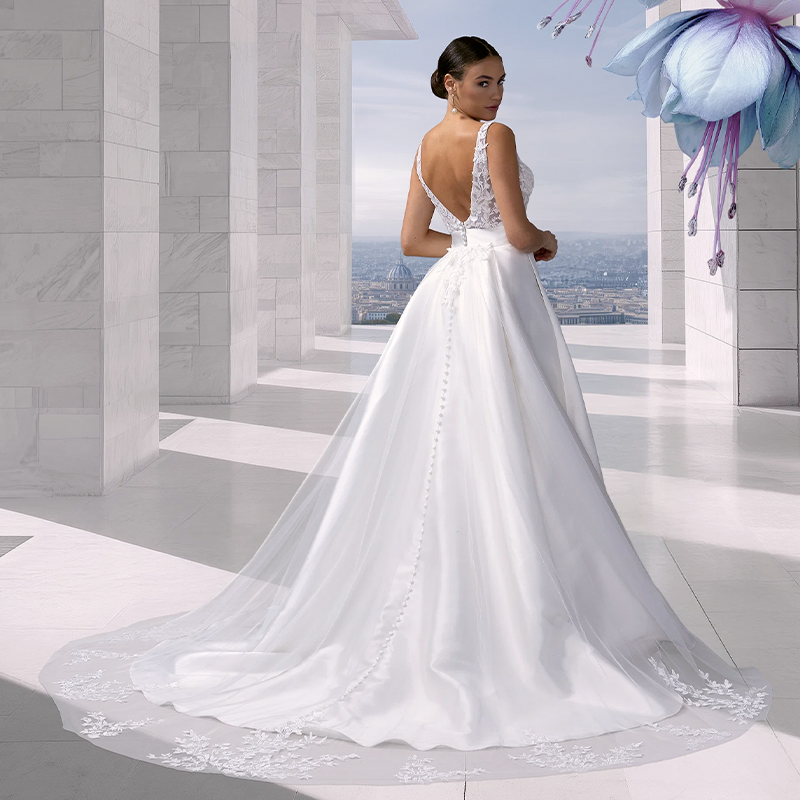 Nos robes de mariée  PRONUPTIA  Ferouze