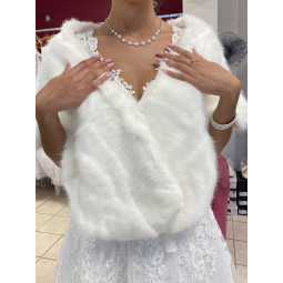 Femme  point mariage  CAPE