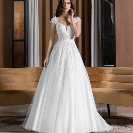 Nos robes de mariée  LOV ELY  Genets
