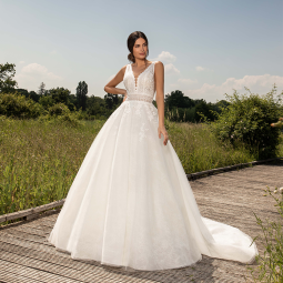 Nos robes de mariée    22PN08