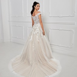 Nos robes de mariée  COSMO  Caracas