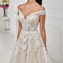 Nos robes de mariée  COSMO  Caracas