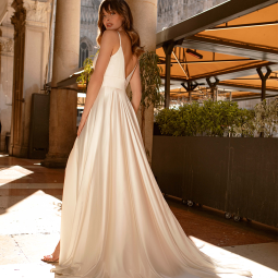 Nos robes de mariée  CREATIF  RO643H