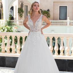 Nos robes de mariée  LOV ELY  Thereval 244-21