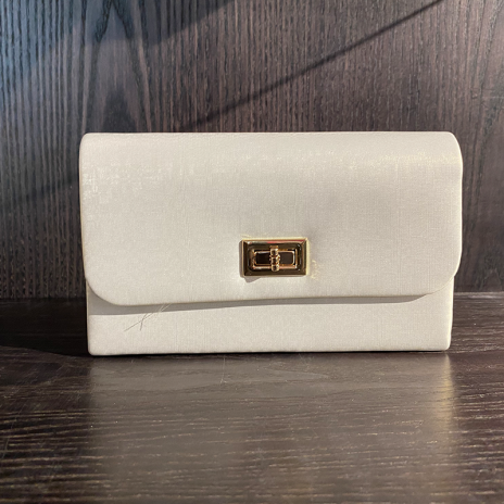 Complétez votre tenue...  KL  SAC 0970