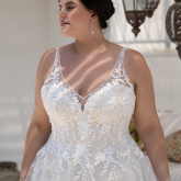 Nos robes de mariée    *30147W (Bella)