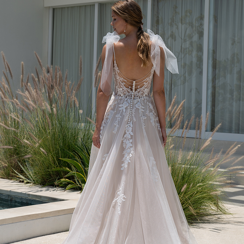 Nos robes de mariée    *20363 (Amélie)