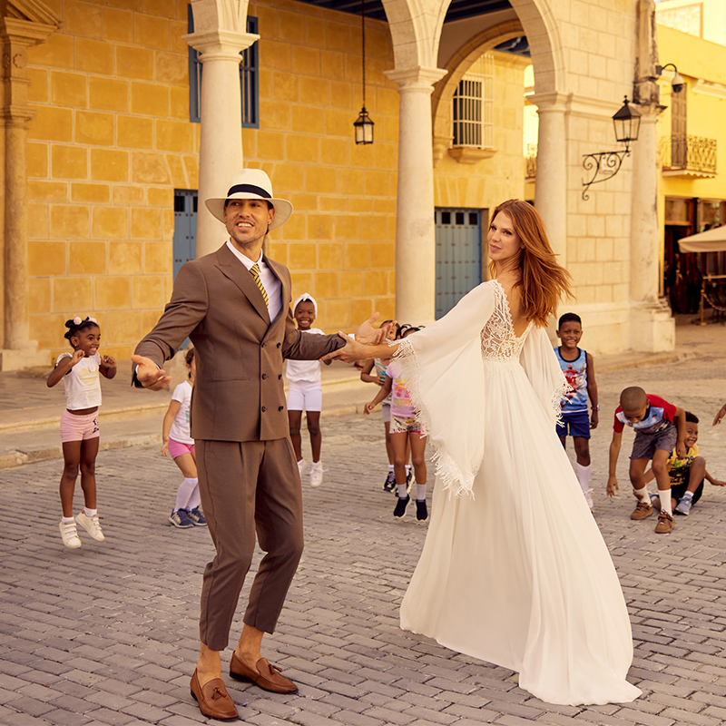 Nos robes de mariée  HERVE PARIS  Leo-A avec manches