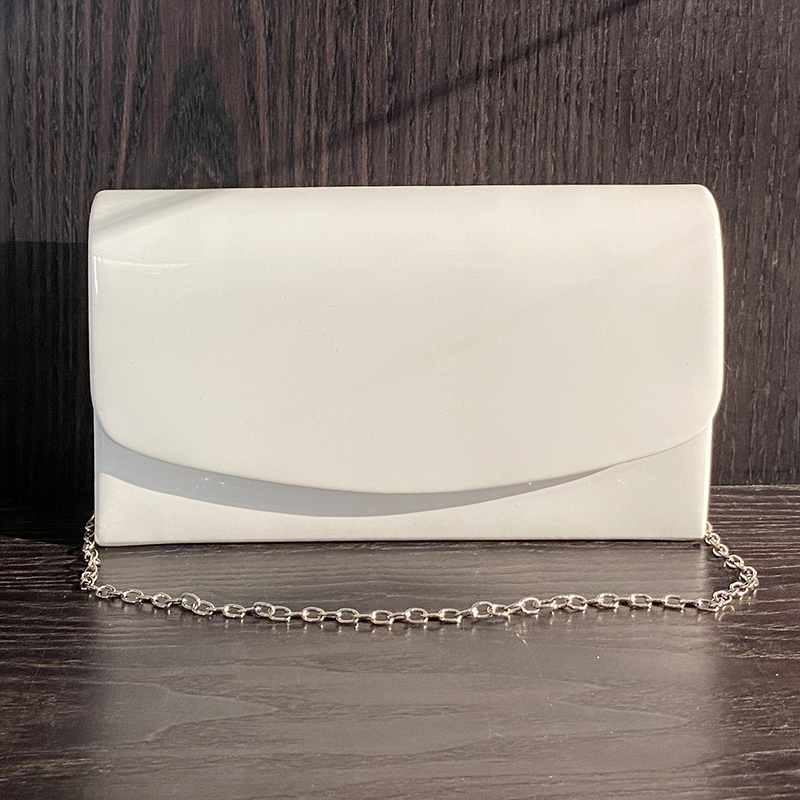 Complétez votre tenue...    Pochette 3477