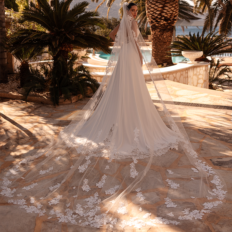 Nos robes romantiques  COSMO  Cerisé 8258