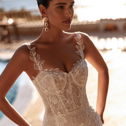 Nos robes de mariée  COSMO  Aunay 8262
