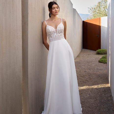 Nos robes romantiques  OREA  Laval L1162