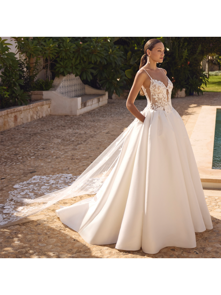 Nos robes romantiques  MODECA  GYDA