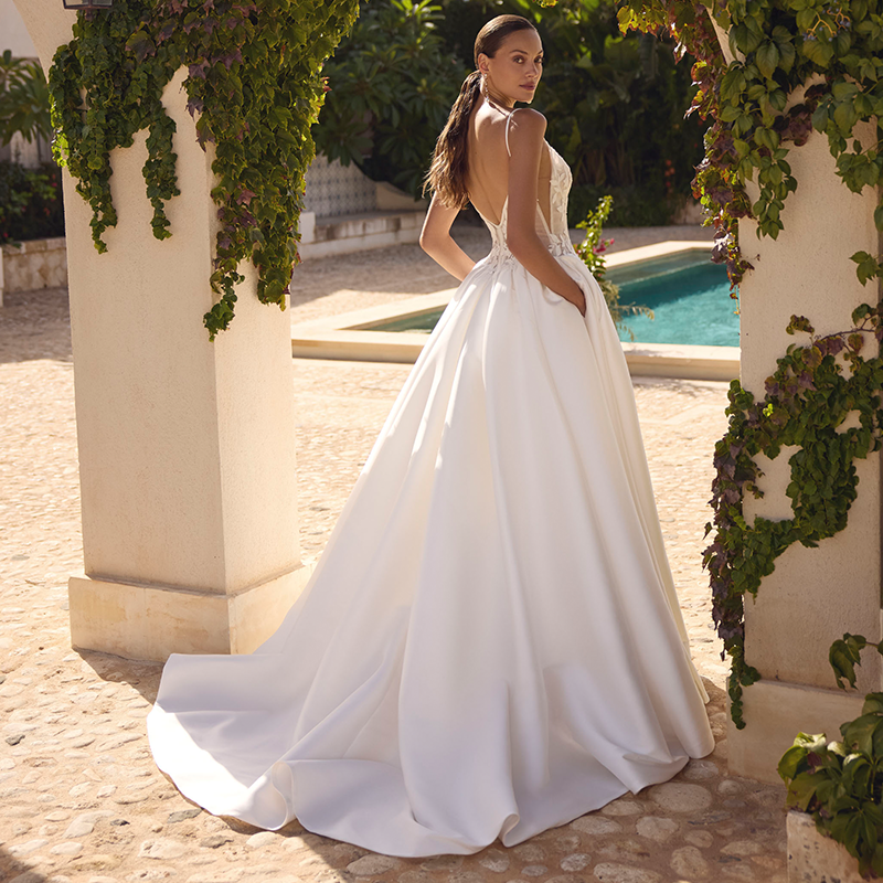 Nos robes romantiques  MODECA  GYDA