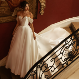 Nos robes romantiques    Violanta