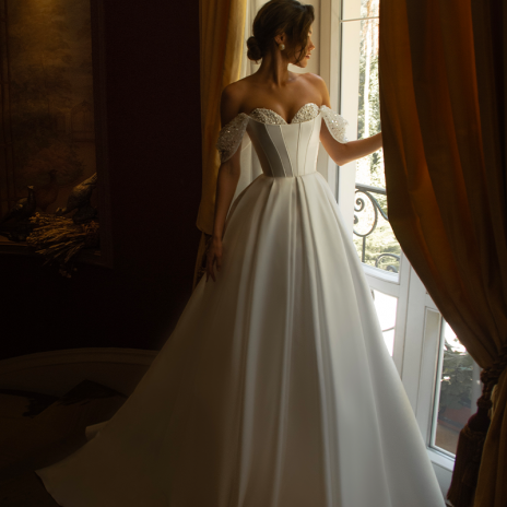 Nos robes romantiques    Violanta