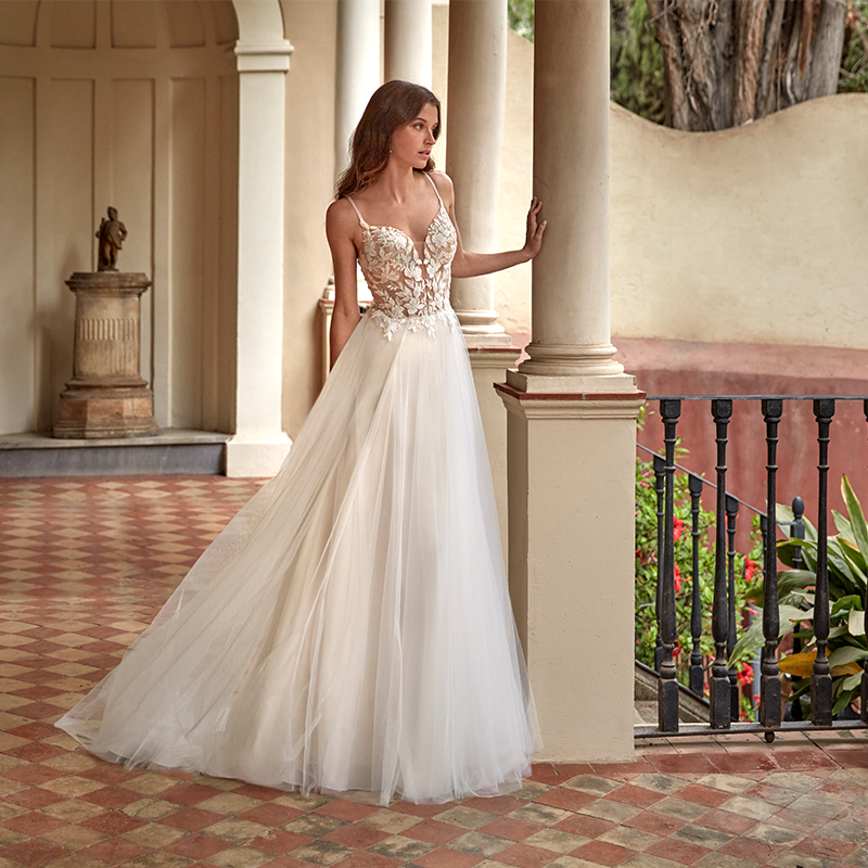 Nos robes fluides    45007U (Sayes)