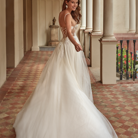 Nos robes fluides    45007U (Sayes)