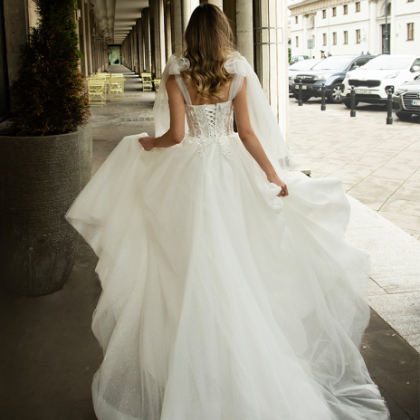 Nos robes romantiques    Malaga