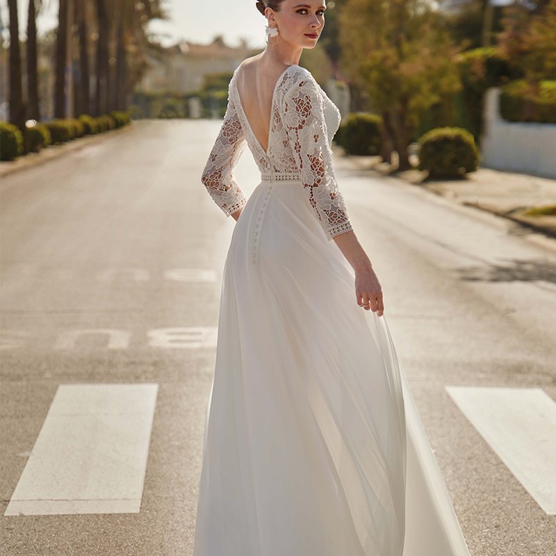Nos robes de mariée  CREATIF  RO698M