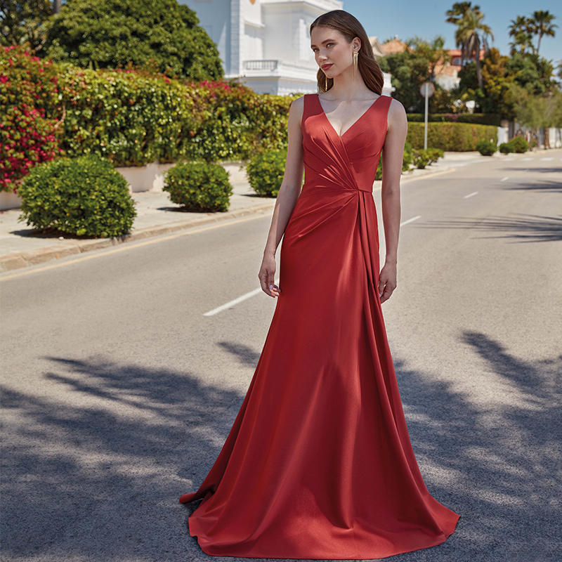 Femme  CREATIF  ro690