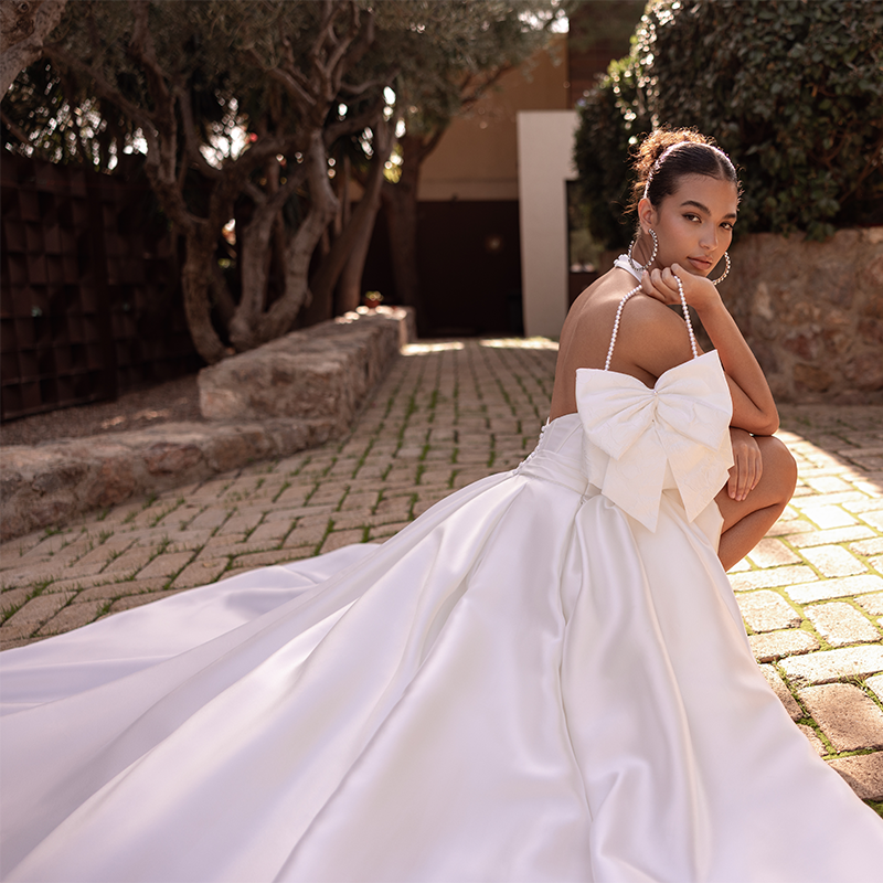 Nos robes romantiques  DEMETRIOS  Agon 1559M