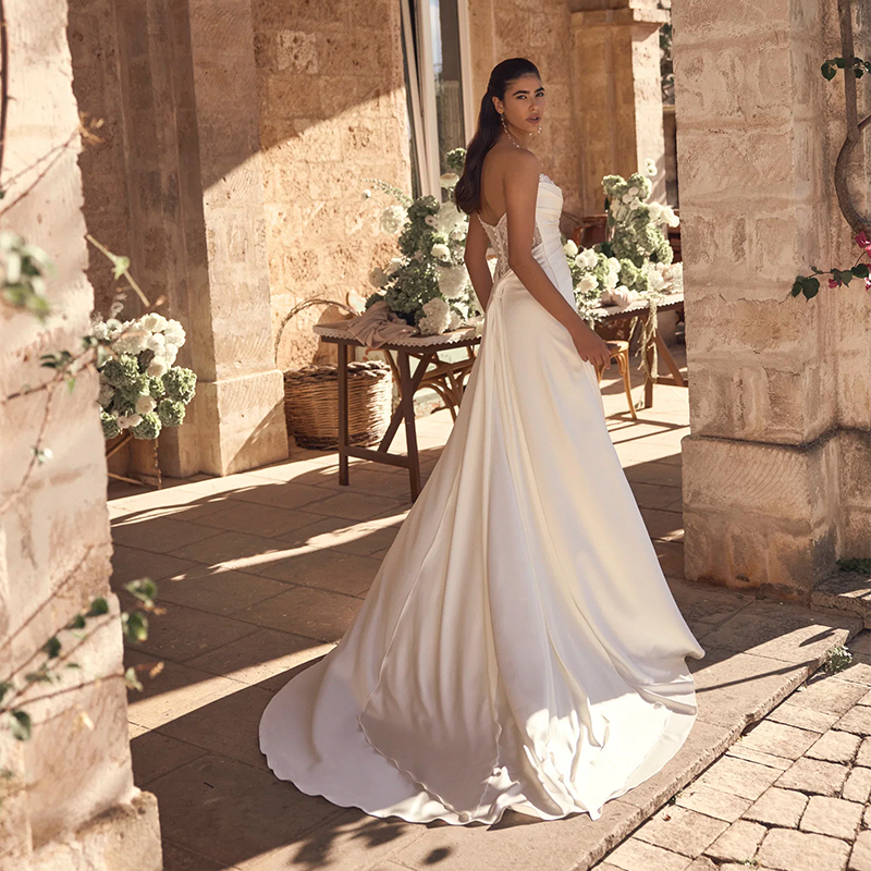 Nos robes de mariée  MODECA  Mylena
