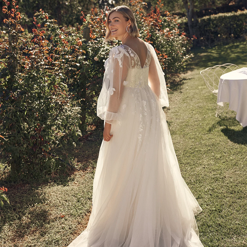 Nos robes de mariée  CURVES  Nicolette